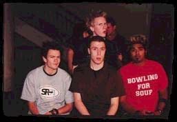 grouppic031.jpg