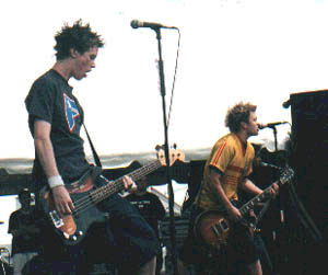 grouppic080.jpg